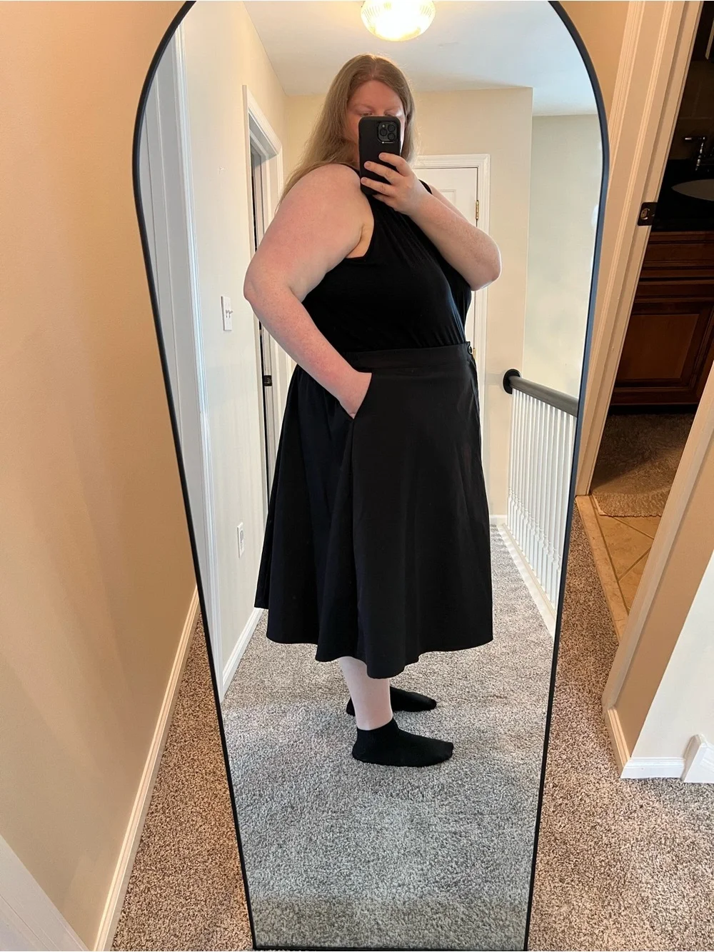 BloomChic Size 6X Black Midi Skirt